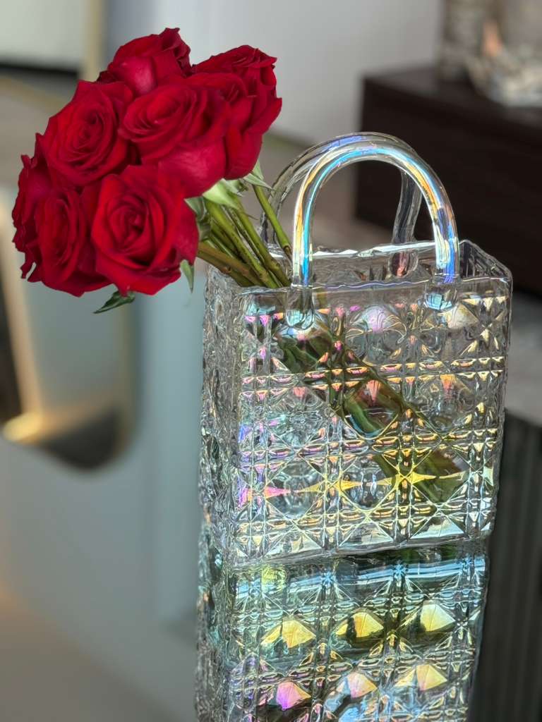 Fancy Roses Vizcaya Roses - Luxury Roses & Floral Arrangements